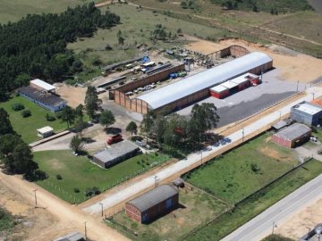 �rea Industrial